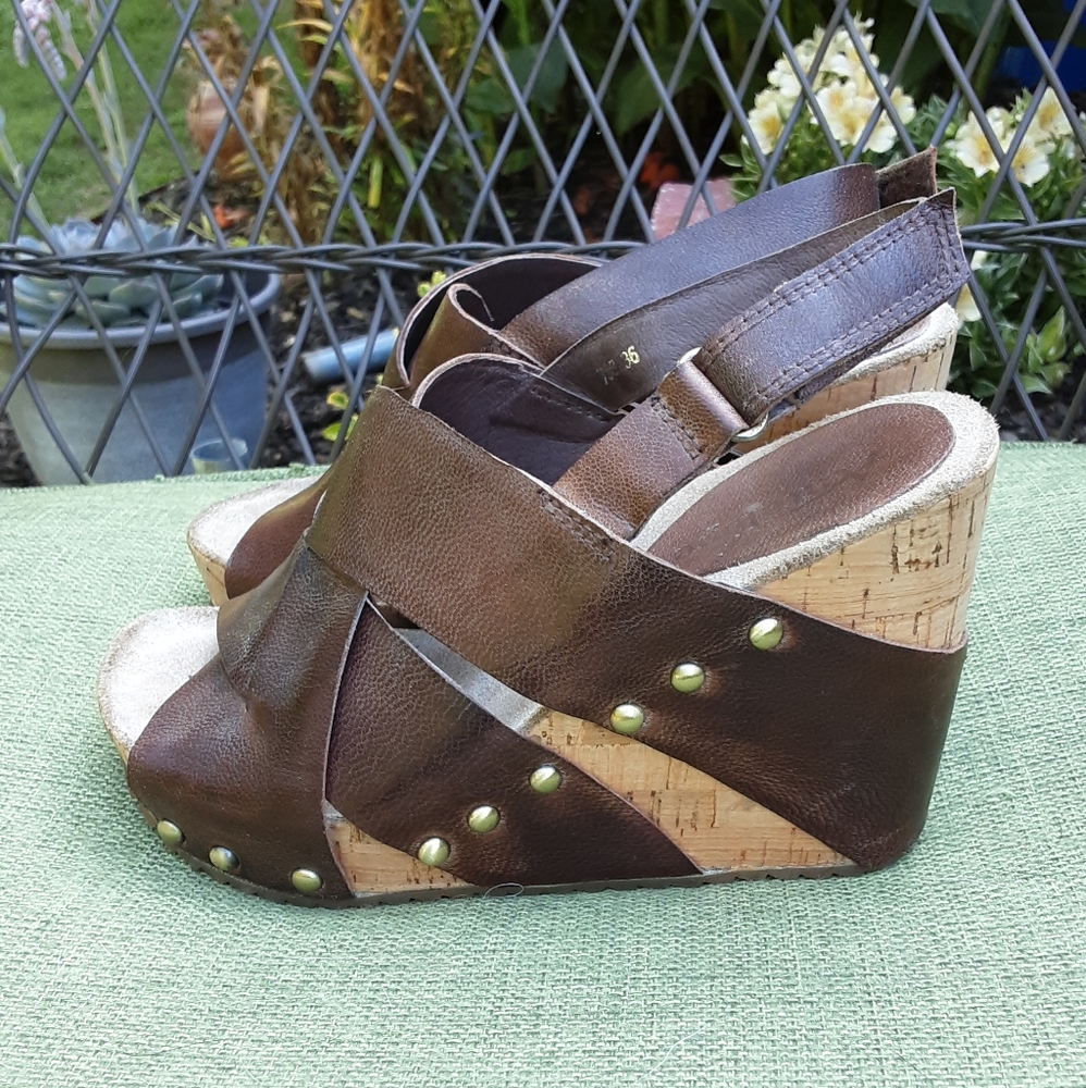 Antelope Brown Leather Wedge Heel Sandal. Size EU 36. - Picture 5 of 15